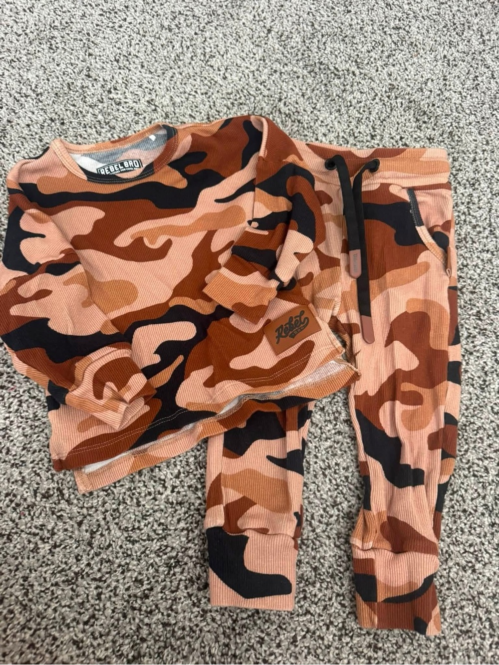 Rebel Bro size 6-12m